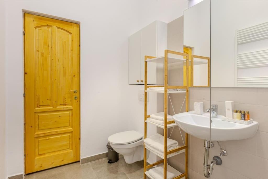 Gb4 By Rentable Apartment Brasov Ngoại thất bức ảnh