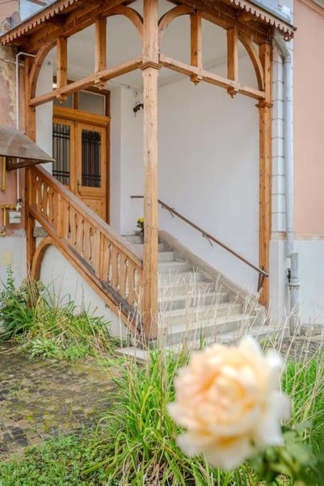 Gb4 By Rentable Apartment Brasov Ngoại thất bức ảnh